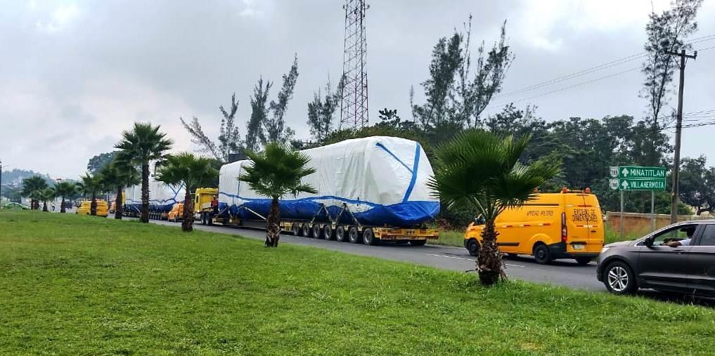 Vagones del Tren Maya atravesaron por municipios del sur de Veracruz | VIDEO