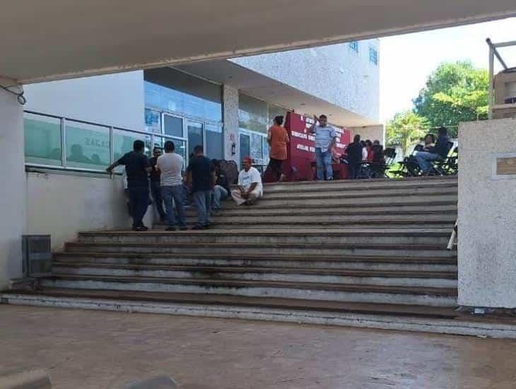 A partir de este lunes volverán a la normalidad en palacio municipal de Minatitlán tras concluir huelga