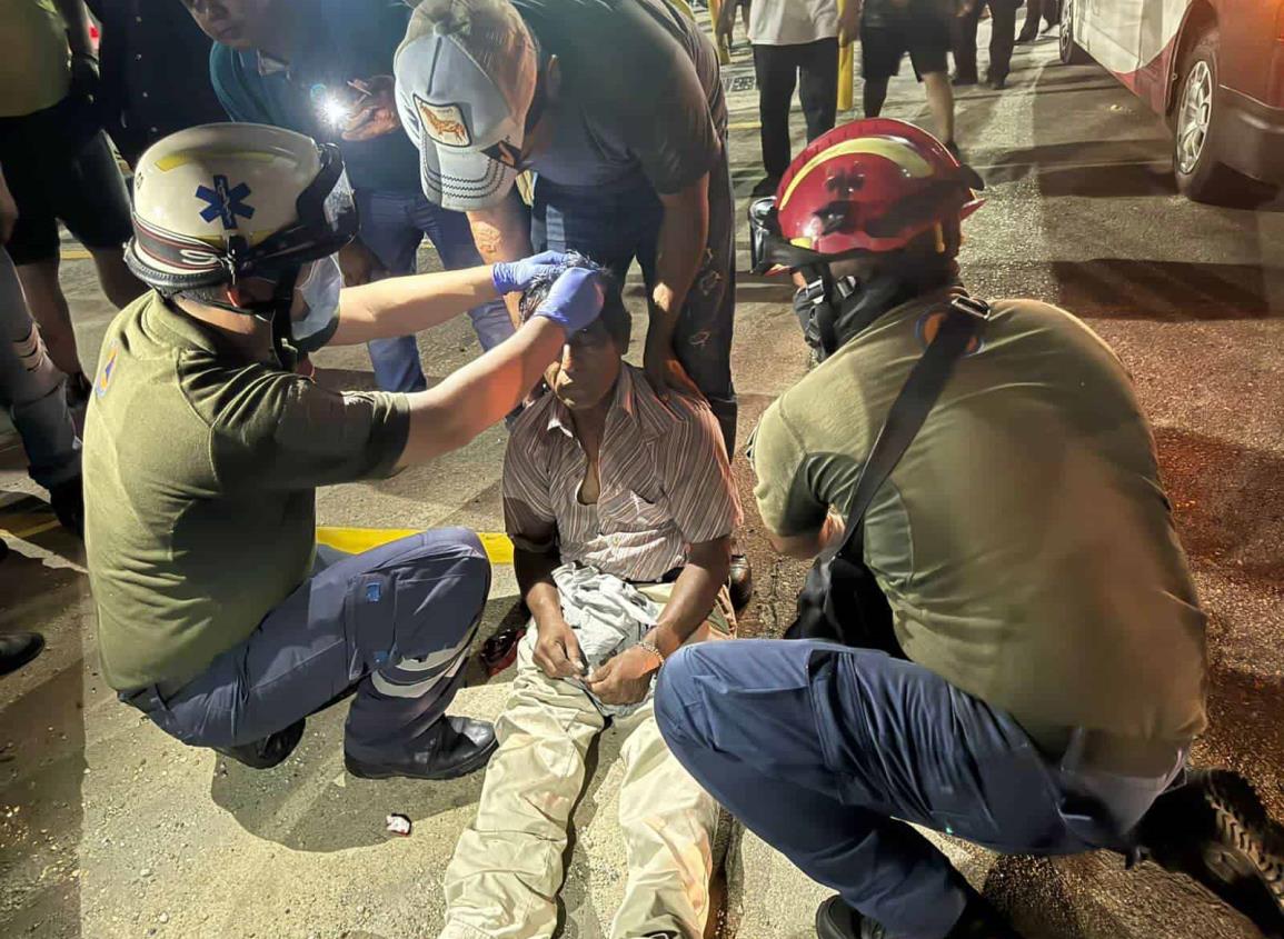 Con estado de salud grave reportan a peatón arrollado por presunto conductor ebrio en Minatitlán