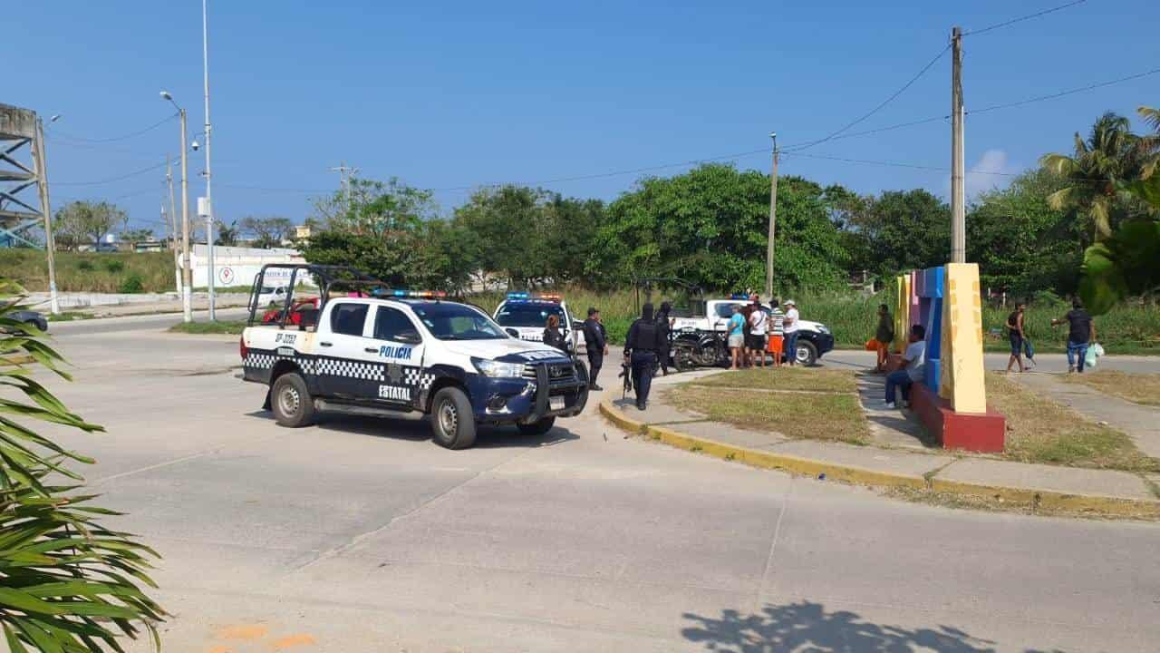 ¡No pudo disfrutar su cerveza!, vecino de Barrillas es detenido, acusan acciones arbitrarias de Policía Estatal