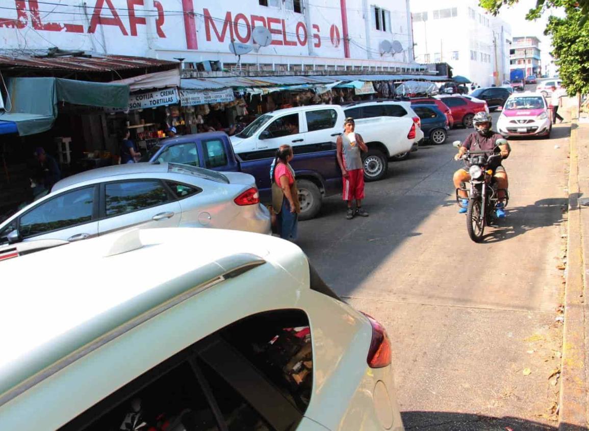 Mercado popular Morelos; domingo de compras en la normalidad tras ataque armado contra franelero