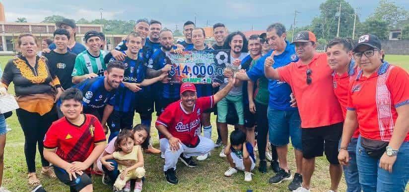 Chavorrucos se corona en el futbol Más 33 de Cosoleacaque