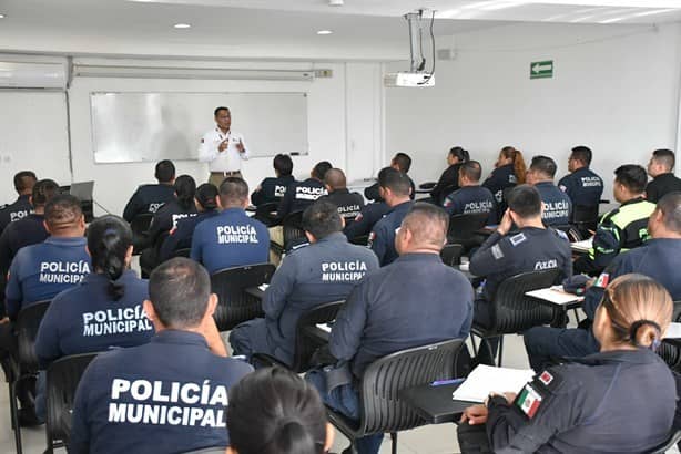 Policía de Coatzacoalcos fortalece capacidad de respuesta a la violencia de género