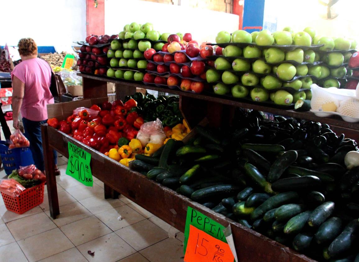 Previo a cena de Nochebuena, se disparan precios de frutas y verduras en Coatzacoalcos