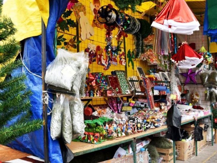 Por este motivo vendedores de artículos navideños se han visto afectados en Coatzacoalcos