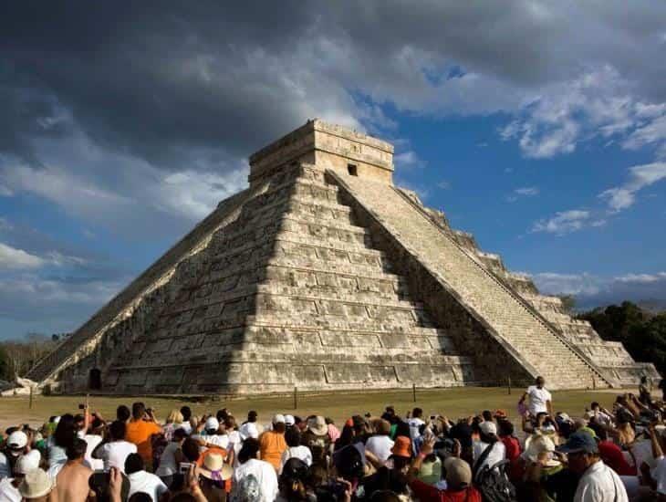 Él fue el explorador que saqueó Chichén Itzá y vendió miles de piezas mayas al extranjero