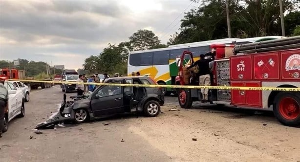 Dan útimo adiós a madre e hija que fallecieron en accidente carretero en vísperas de navidad