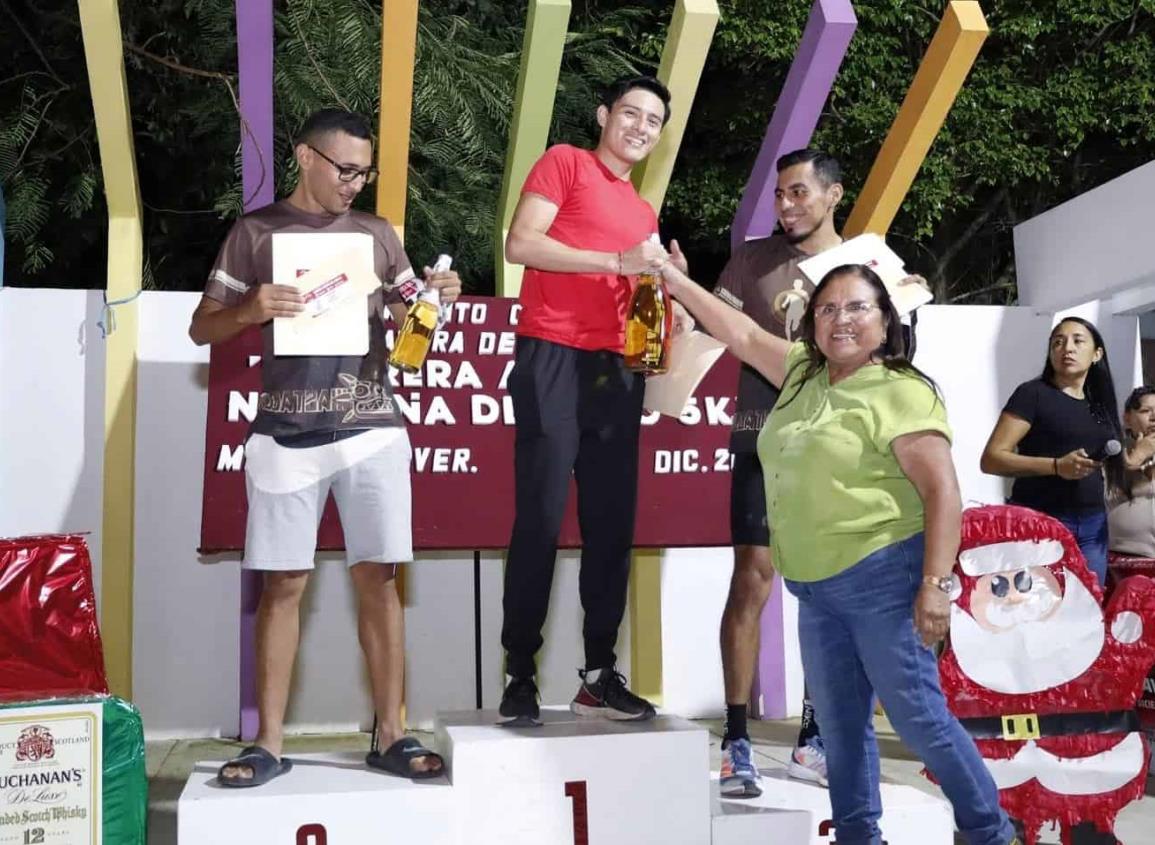 Angel Maya conquistó Carrera navideña del Pavo