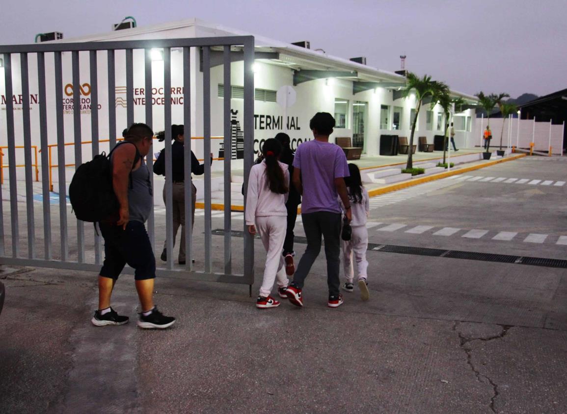 Tren Interoceánico: solicitan sitio de taxis en terminal de Coatzacoalcos