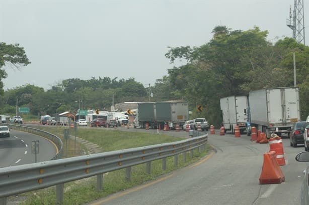 A días de finalizar el 2023 se agiliza el tráfico en la carretera Costera del Golfo