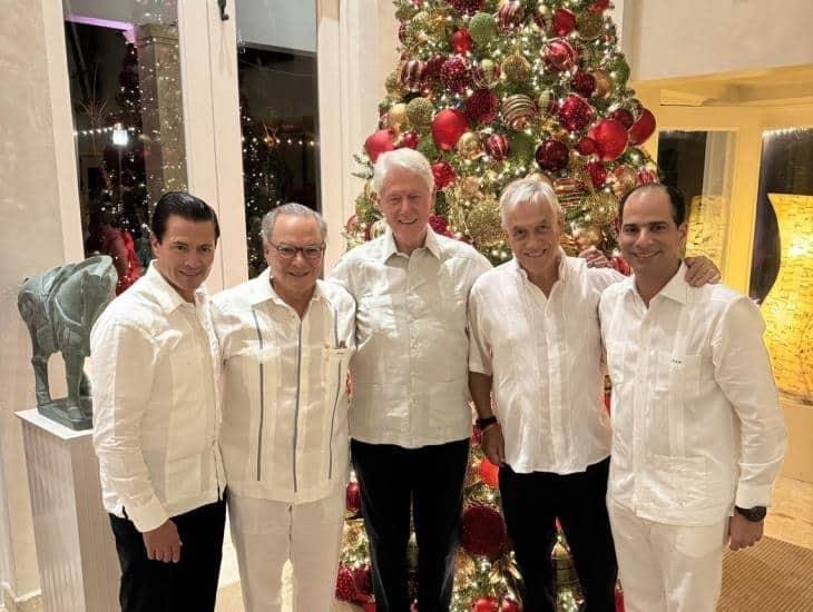 Peña Nieto reaparece junto Bill y Hillary Clinton en República Dominicana