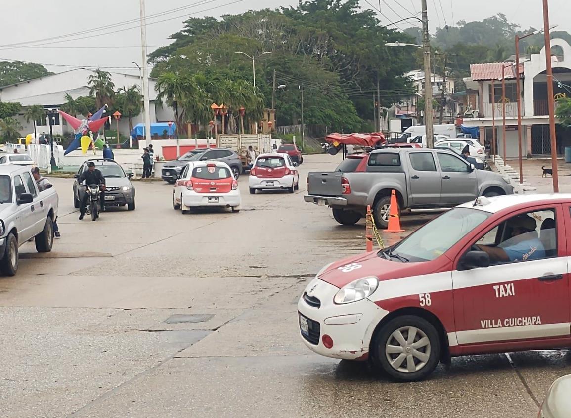Taxistas de villa Cuichapa celebran incremento de sus servicios al cerrar el 2023