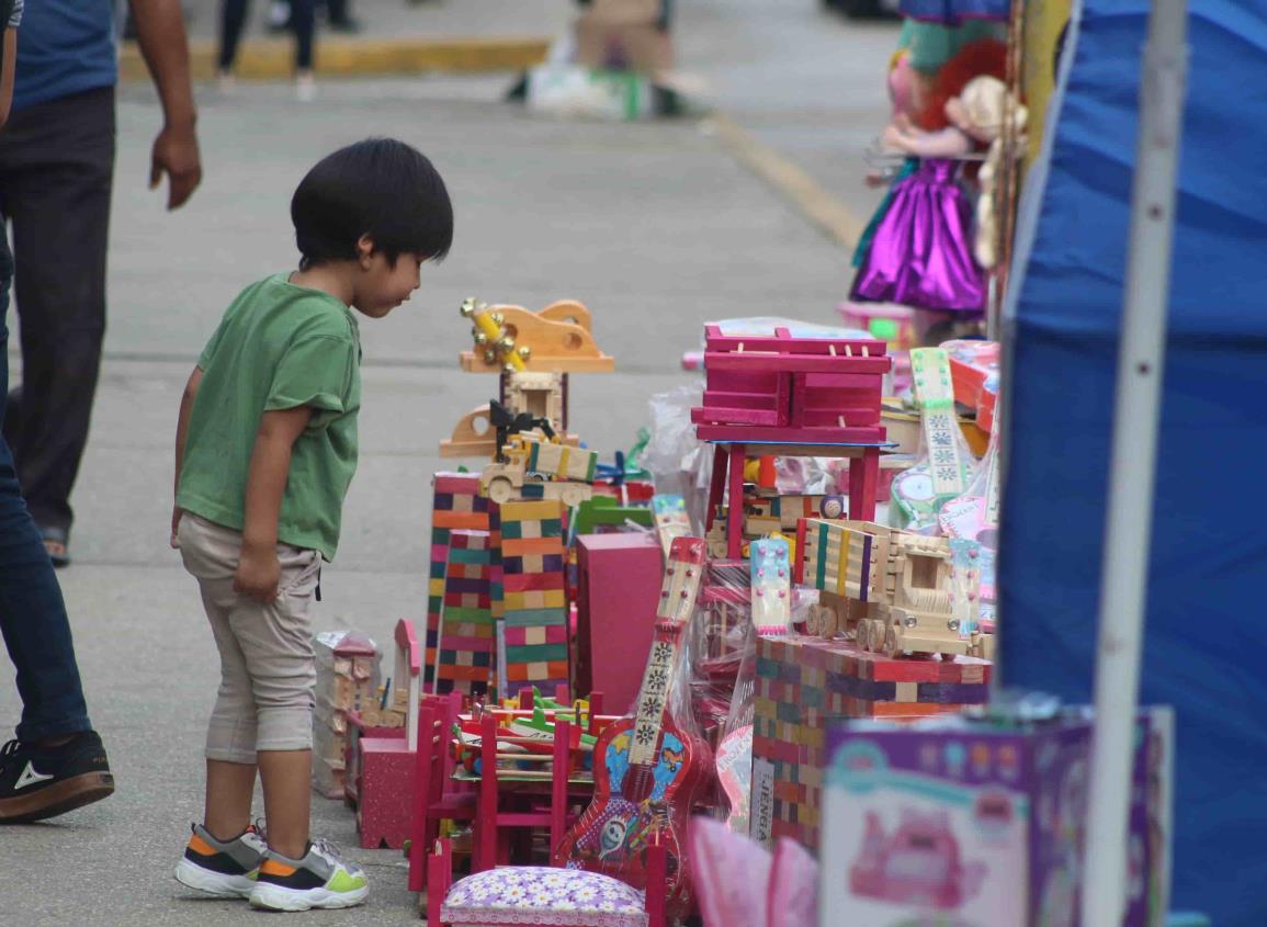 Vendedores de juguetes esperan repunte en ventas por Día de Reyes