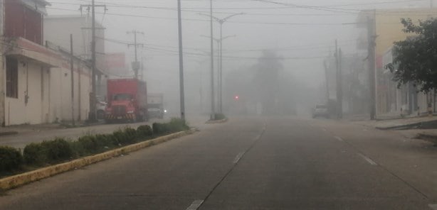 Densa neblina matutina cubrió la ciudad de Coatzacoalcos | FOTOS