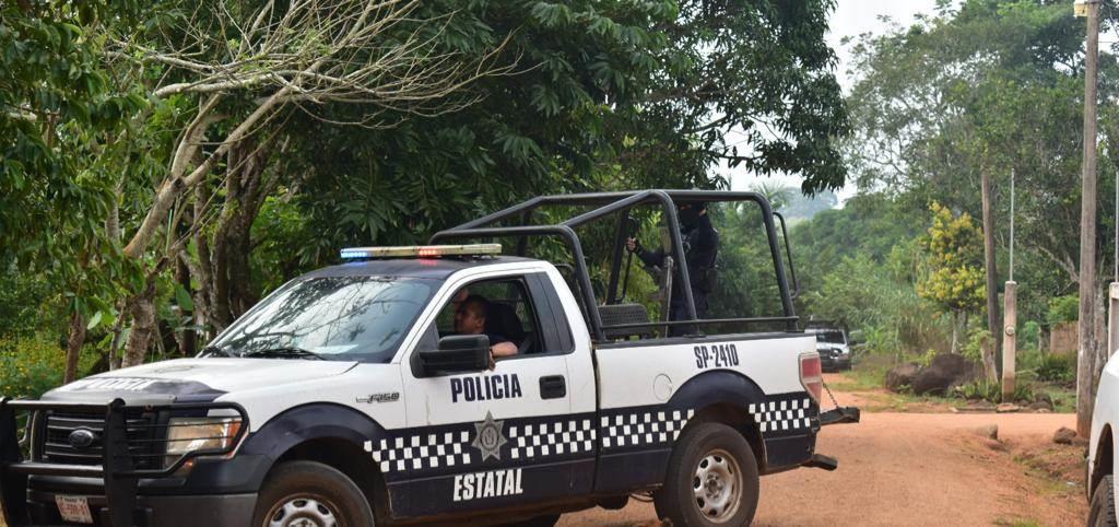 Le roban motocicleta recién comprada en carretera de Acayucan