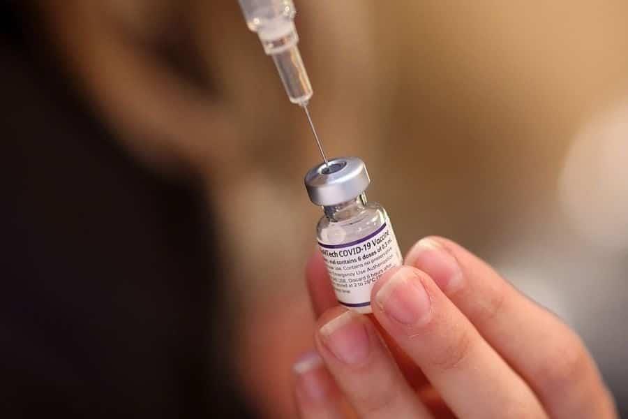 Hablemos de los efectos secundarios de las vacunas sin tabú