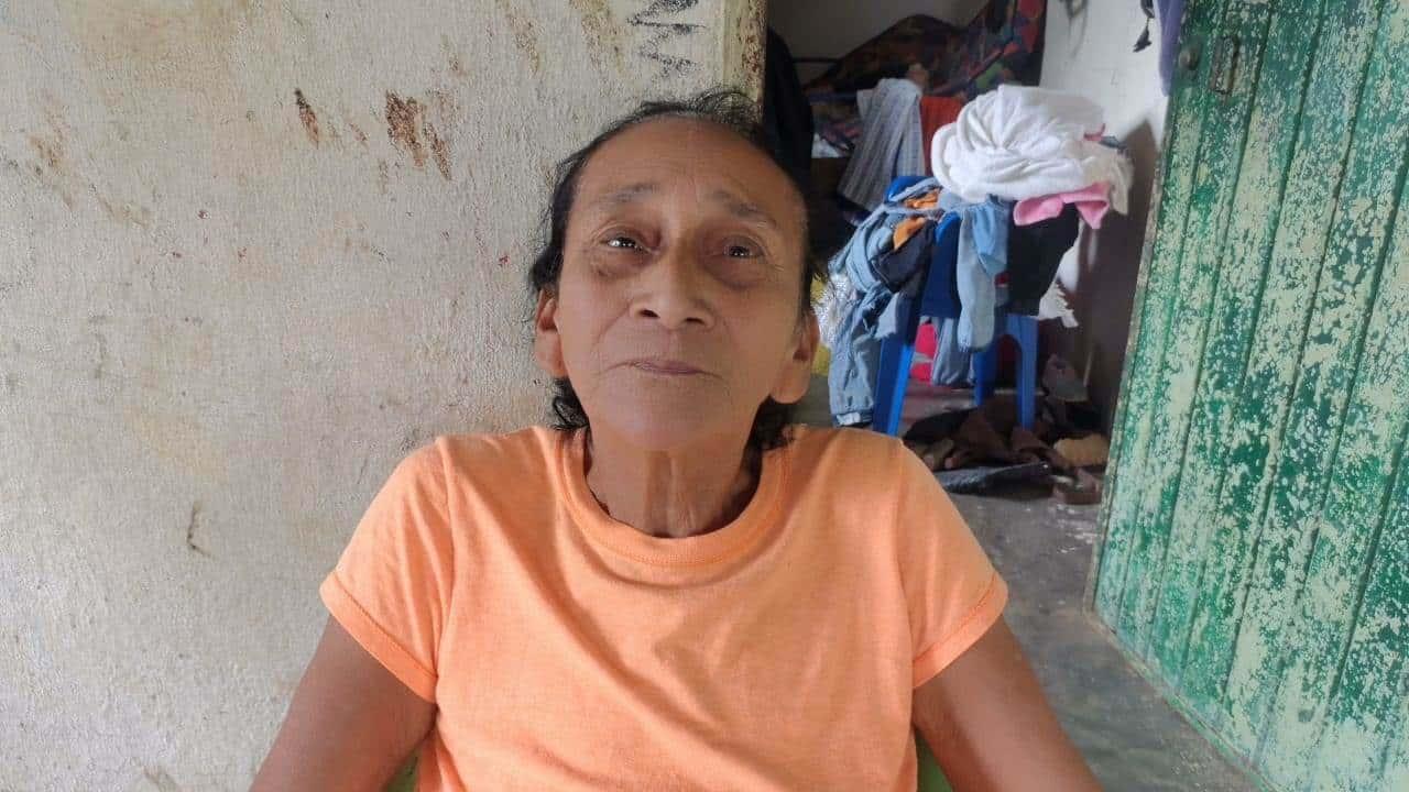 Más de 45 años de partera en Ixhuatlán; Tomasa ha recibido más de 400 bebés 
