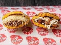 ¿Antojo de arepas en Coatzacoalcos?, estos son los lugares mejor calificados en Google