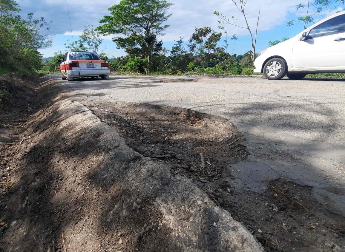 Permanece en pésimo estado carretera Las Choapas-Ocozocoautla; no ha sido rehabilitada