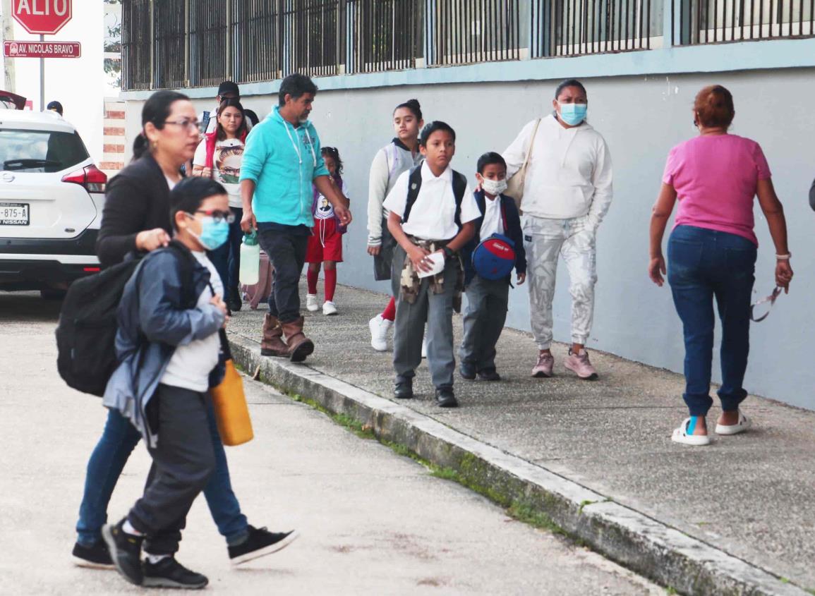 Cubrebocas no es obligatorio en las escuelas de Veracruz; descarta SEV alarma por contagios de COVID
