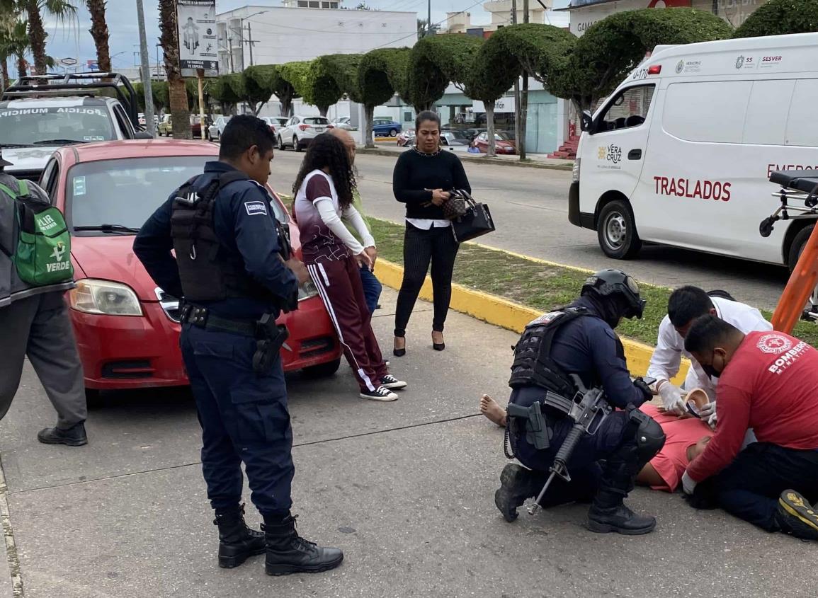 Al hospital madre e hija tras ser atropelladas en Minatitlán | VIDEO