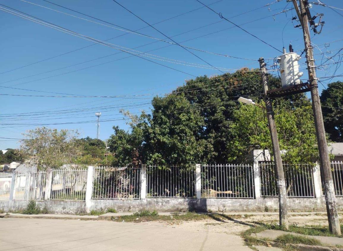 Fallas en servicio eléctrico ocasionan problemas en servicio de telefonía en villa Cuichapa