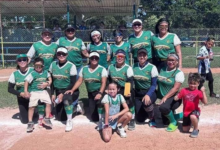 Flechadoras conquistó el banderín de la Liga Municipal de Softbol Femenil
