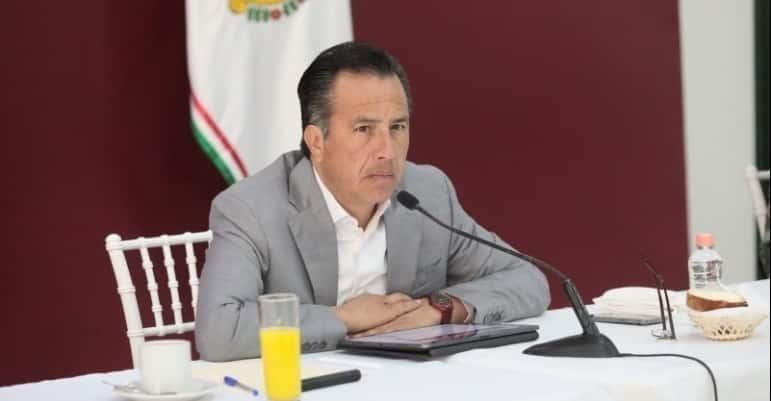 Gobierno de Veracruz amaga con desaparecer poderes en Acayucan