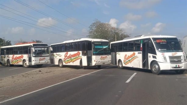 Paro de Transportistas: mantienen bloqueo en la Nuevo Teapa-Cosoleacaque