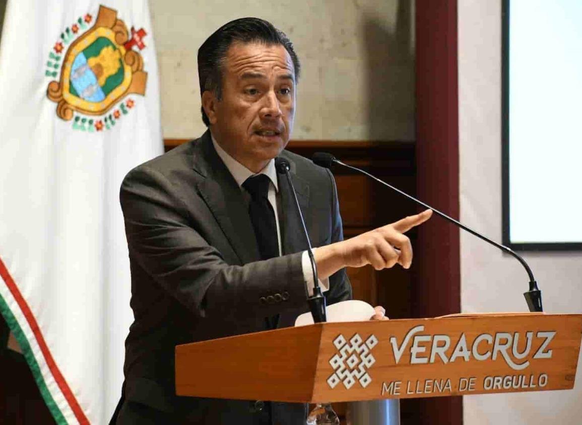 Política a la veracruzana: Cuitlahuac ejerce violencia institucional sobre alcaldesa de Acayucan 