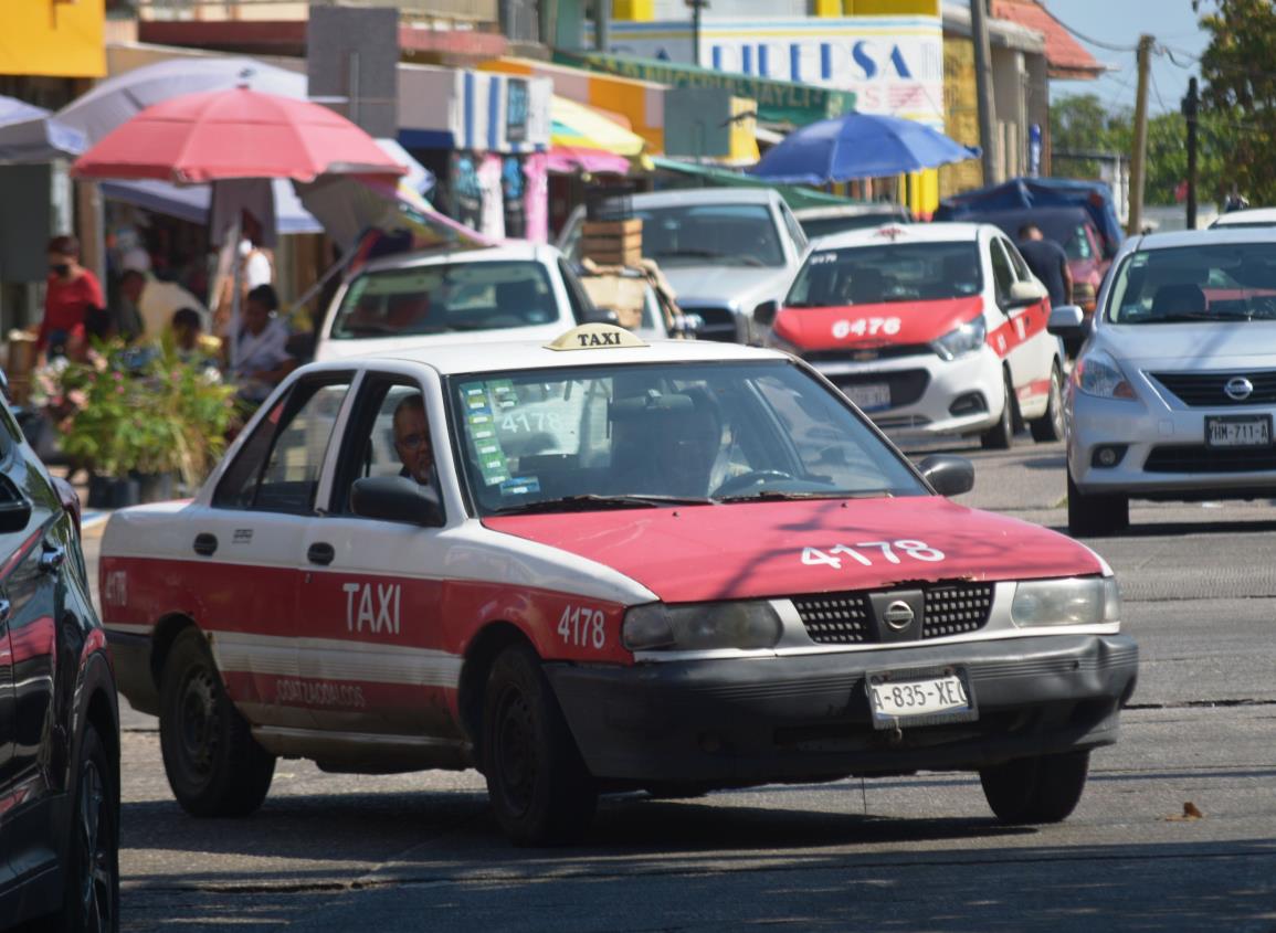 De no actualizar tarifas, taxistas de Coatzacoalcos advierten quiebra