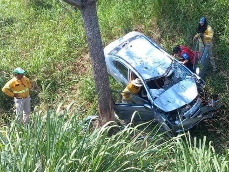 Fallece abuelita conductora que cayó a un barranco en la Cosoleacaque-Nuevo Teapa
