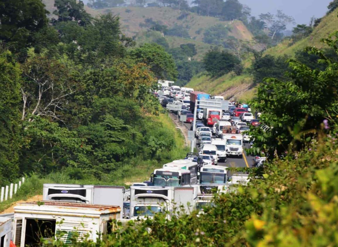 Urge atender inseguridad en carretera Coatzacoalcos-Villahermosa; retenes inoperantes: OCC | VIDEO