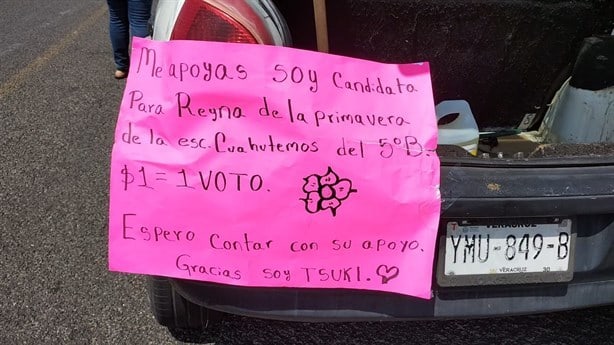 Bacheando carretera a Las Barrillas busca hacer realidad el sueño de su hija; así puedes ayudar | VIDEO