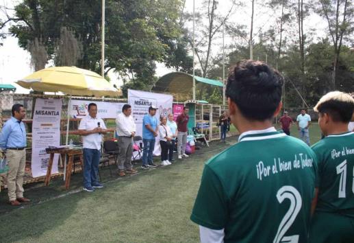 Con cuadrangular de futbol, arranca Expo Feria Educativa de la UPAV en Misantla