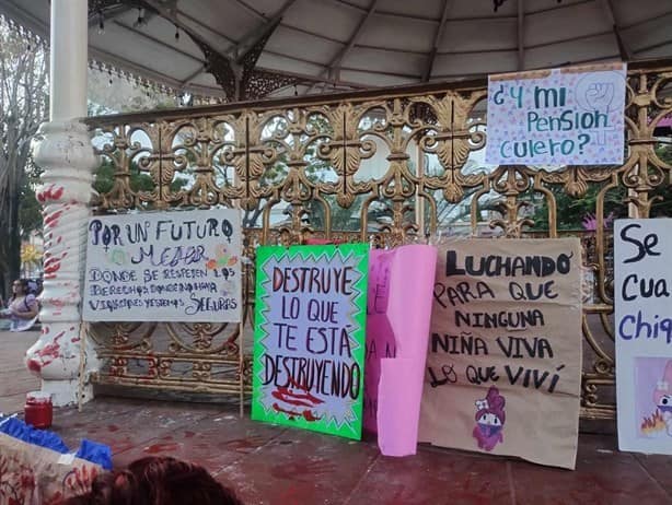 Feministas de Minatitlán alzan la voz contral el abuso y acoso| VIDEO