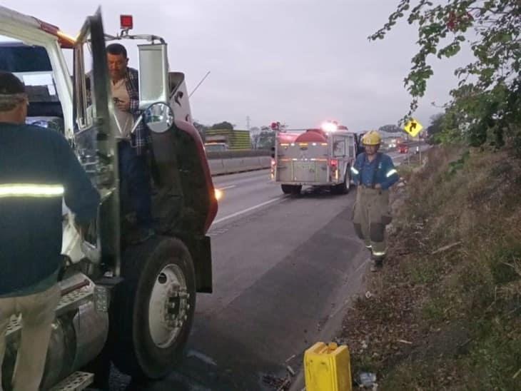 Tráiler causa movilización tras falla mecánica en la autopista Veracruz-Puebla