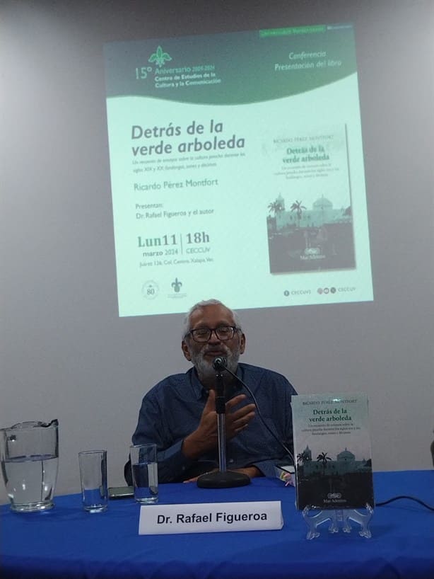 Presentan en Xalapa libro sobre historia de Encuentro de Jaraneros