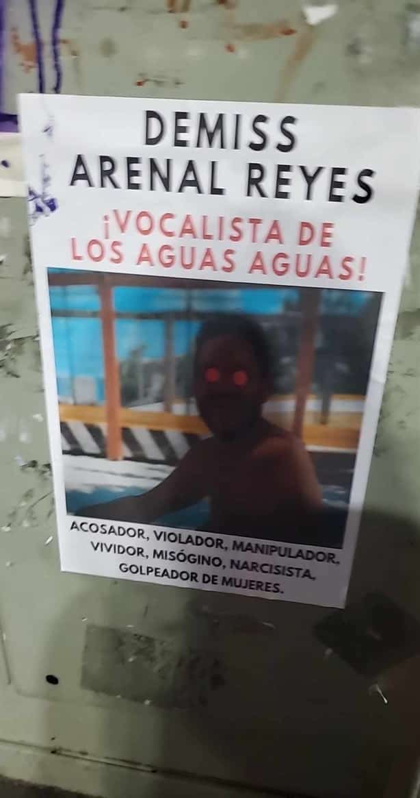 ¿Quién es y de que acusan a Demiss Arenal, ahora ex vocalista de Los Aguas Aguas?