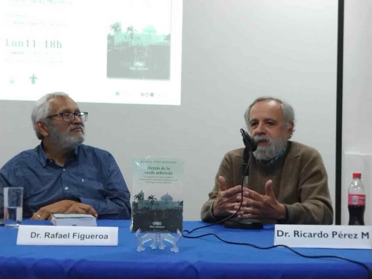 Presentan en Xalapa libro sobre historia de Encuentro de Jaraneros
