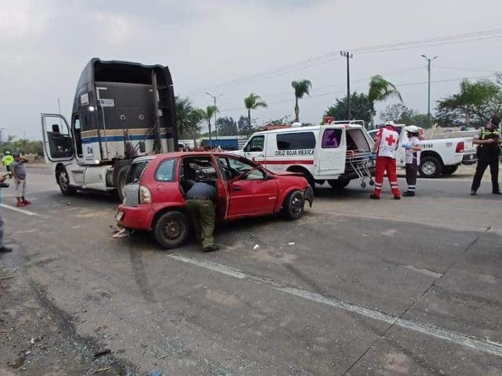 Se registra carambola en la autopista Puebla-Veracruz; hay un lesionado