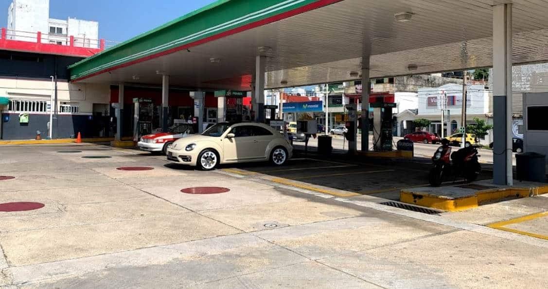 La gasolina regular más barata de México está en Coatzacoalcos y aquí puedes comprarla