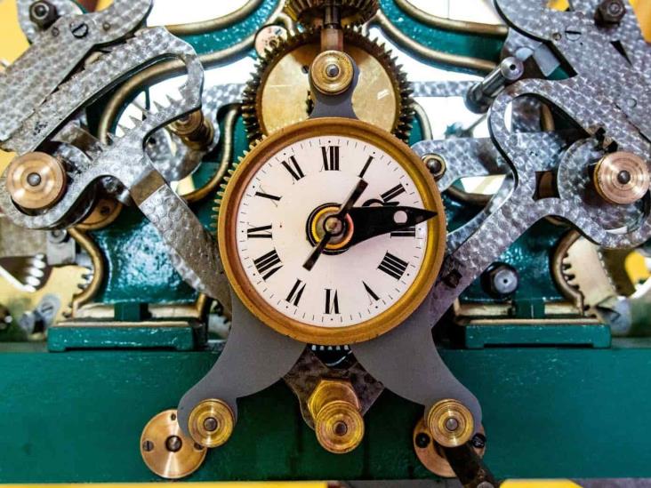 Buscan conservar histórico reloj en Palacio Municipal de Córdoba