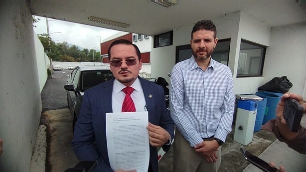 Denuncian a fiscales de Orizaba y Xalapa; las culpa de no poder ver a su hija (+VIDEO)