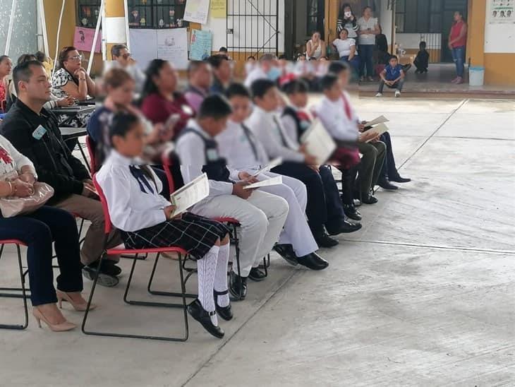 Realizan concurso de oratoria en Santa Cruz Hidalgo, Misantla 