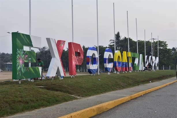 Así van quedando las letras de la Expo Feria en Coatzacoalcos | FOTOS