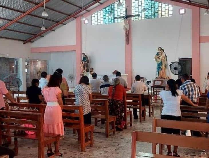 Elegirán a la Flor de Mayo por celebración en parroquia de Moloacán