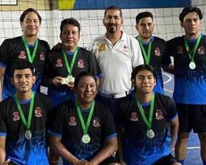 Guerreros es campeón del voleibol varonil de San Andrés Tuxtla