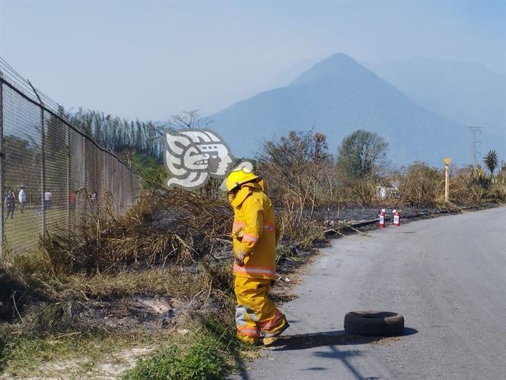 Ante surada, pruebas para combate aéreo de incendios en Veracruz; sólo 5 familias evacuadas 