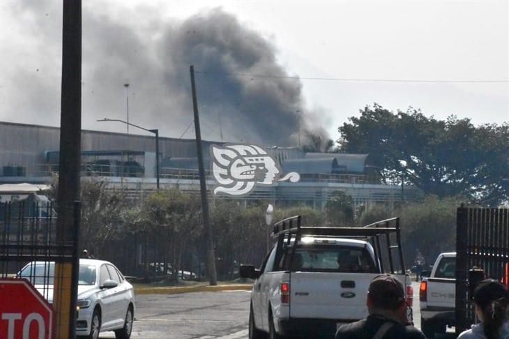 Se incendia la planta Paper Empaques Industriales en Ixtaczoquitlán